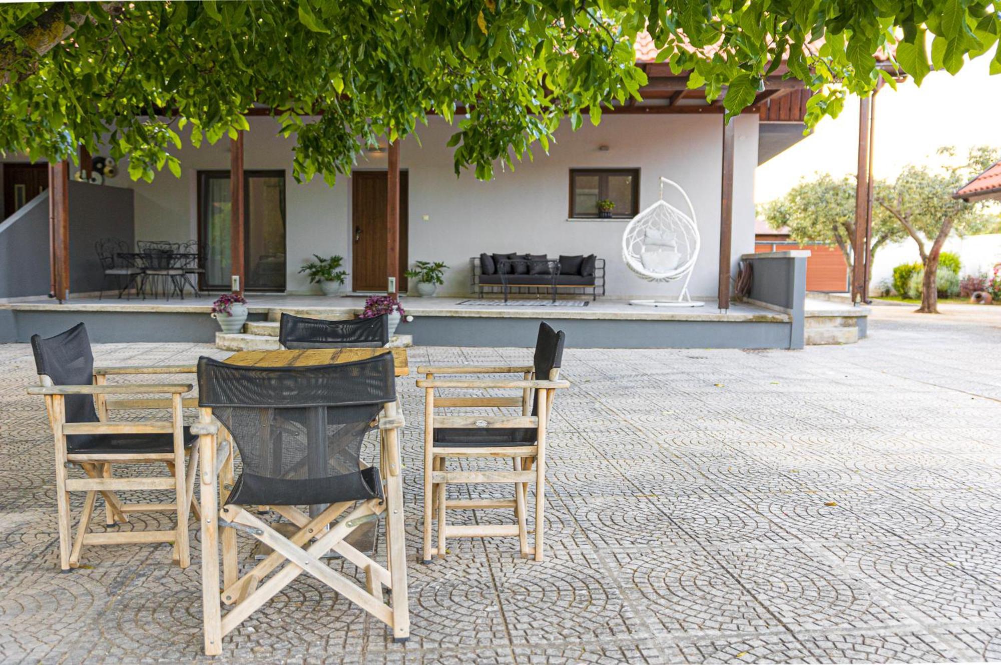 Countryside Luxury Studios Κάτω Λεχώνια Εξωτερικό φωτογραφία